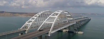 КРЫМ. Крымский мост закрыт для машин: что происходит и как себя вести