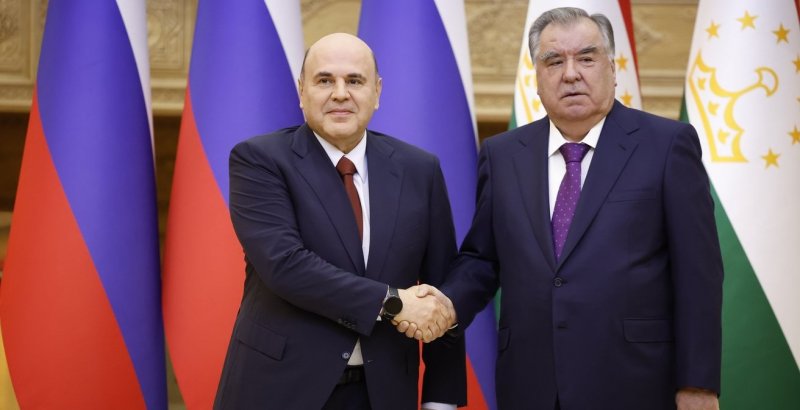 Премьер России встретился с президентом Таджикистана