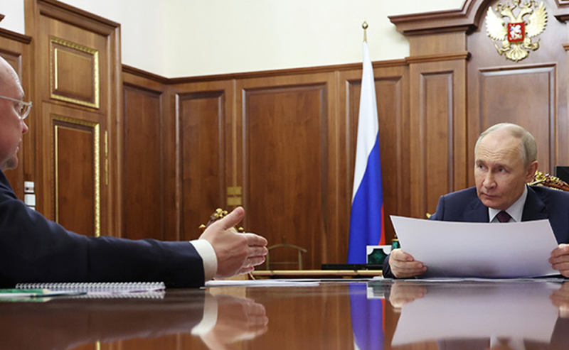 СЕВАСТОПОЛЬ. Путин похвалил Севастополь за высокие темпы роста промышленности