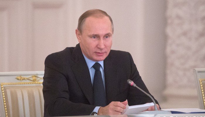 Владимир Путин поздравил Си Цзиньпина с днем рождения