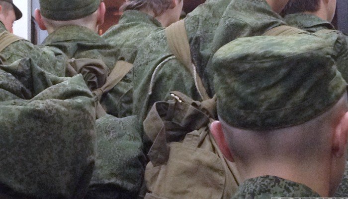Возвращена еще одна группа российских военнослужащих