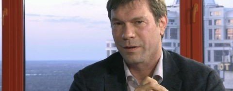 ЧЕЧНЯ. Олег Царёв: ТЕСЛА МОDЕL Х Р100D с госномером Т555МР77, которая фигурирует в деле об убийстве/самоубийстве экс-министра транспорта Старовойта интересна тем, что формально машина до сих пор принадлежит