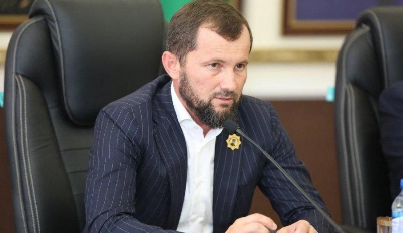 ЧЕЧНЯ. В Закан-Юрте: директор школы уволен по решению министра образования Хож-Бауди Дааева