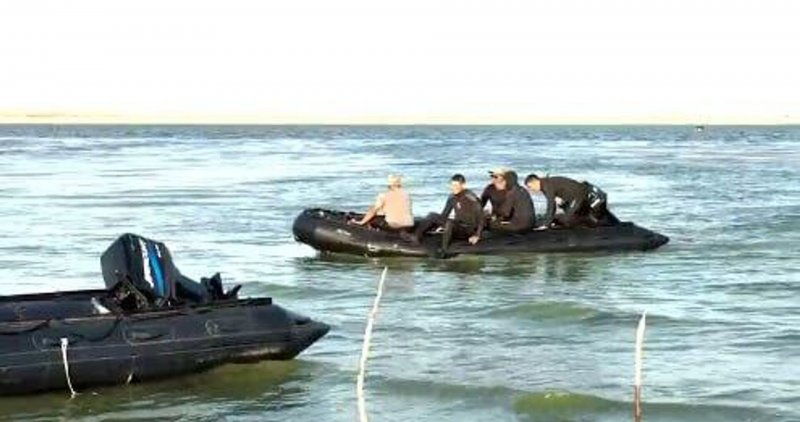 Пропавший в Казахстане вертолет нашли в озере Сорбулак
