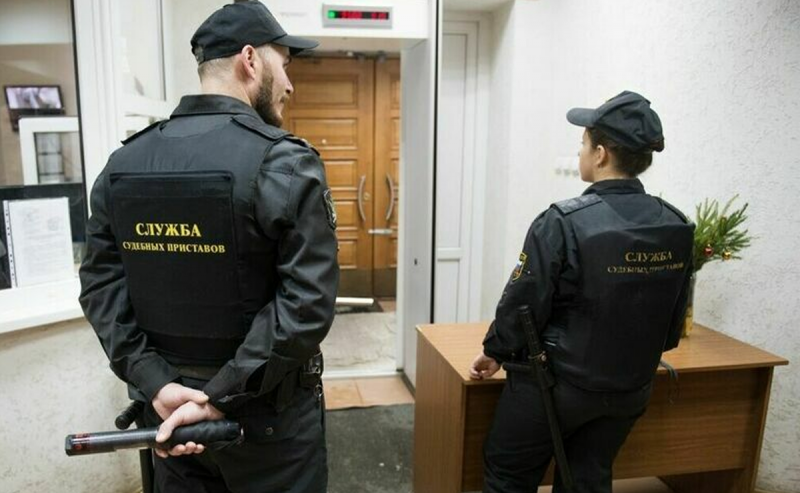 СЕВАСТОПОЛЬ. Служба в Крыму до 2014 года теперь засчитается в стаж работникам прокуратуры и ФССП
