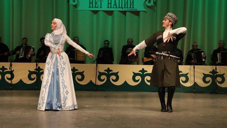 ЧЕЧНЯ. Фонд Кадырова отметил артистов: «Нохчо» получили премии за служение культуре