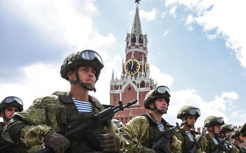 Россия отмечает День Воздушно-десантных войск!
