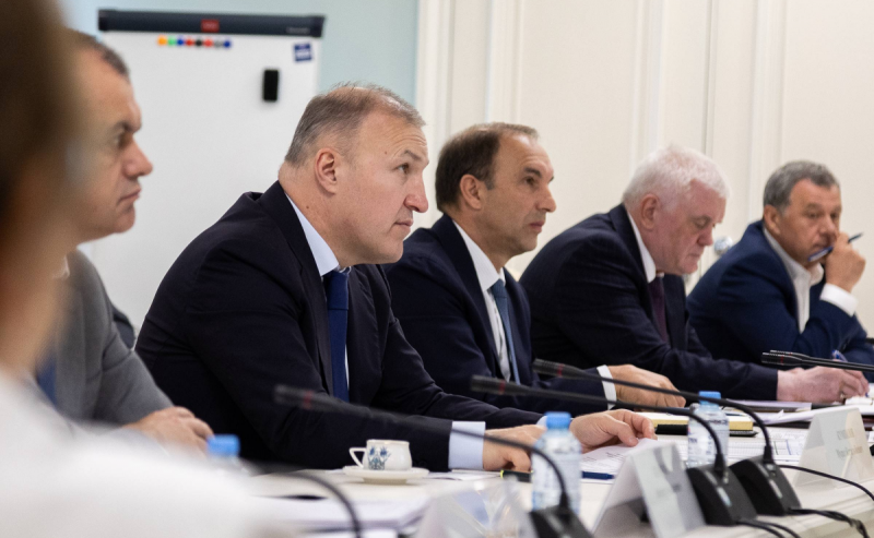 АДЫГЕЯ. Глава Адыгеи Мурат Кумпилов доложил на заседании Президиума Правительственной комиссии по региональному развитию в РФ об инфраструктурных проектах по улучшению городской среды