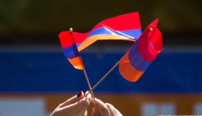 АРМЕНИЯ. Новая Конституция поможет Армении справиться с главной проблемой демократии – Пашинян
