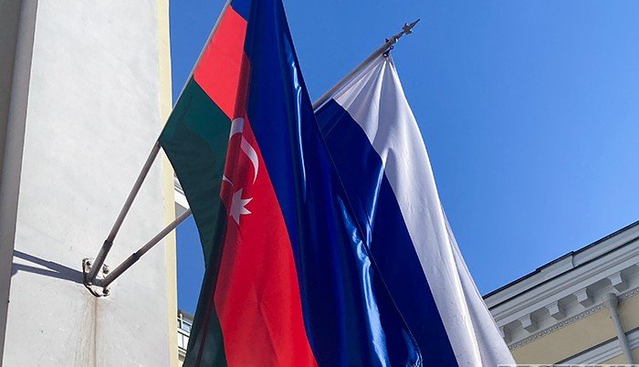 АЗЕРБАЙДЖАН. Ушаков: делегации России и Азербайджана активно контактируют в Тяньцзине