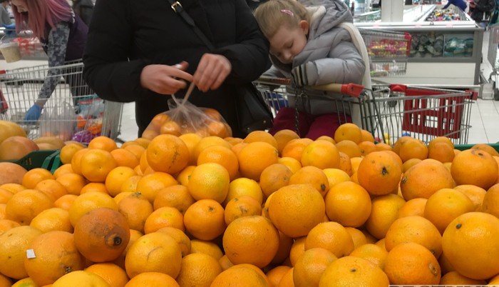 АБХАЗИЯ. На российско-абхазской границе открыт "мандариновый сезон"