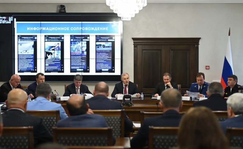 АДЫГЕЯ. Мурат Кумпилов назвал первоочередные задачи в сфере обеспечения безопасности дорожного движения в Адыгее