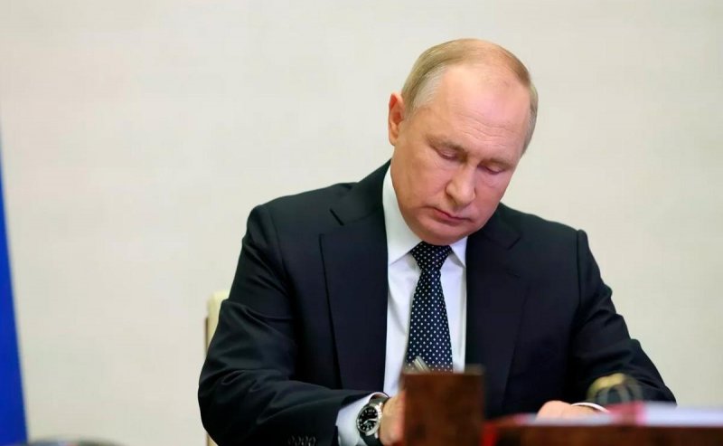 АСТРАХАНЬ. Владимир Путин подписал закон об исключении охранников и сторожей из патентной системы налогообложения по инициативе Думы Астраханской области