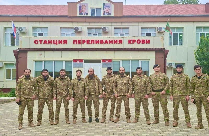 ЧЕЧНЯ. Росгвардейцы Чечни сдали более 55 литров крови в акции «От сердца к сердцу»