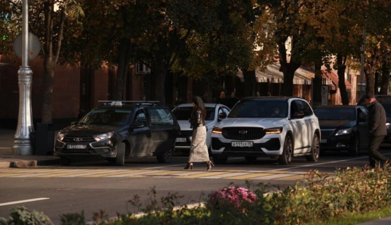 ЧЕЧНЯ.  В Чечне водители такси стали самой высокооплачиваемой профессией для новичков