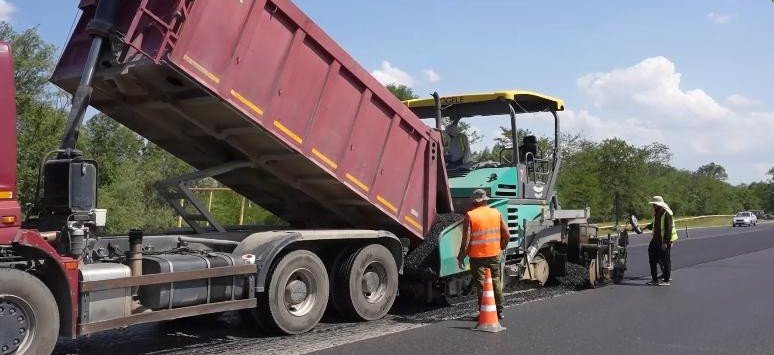 ЧЕЧНЯ.  В Грозном отремонтировали 50 километров дорог с начала 2025 года