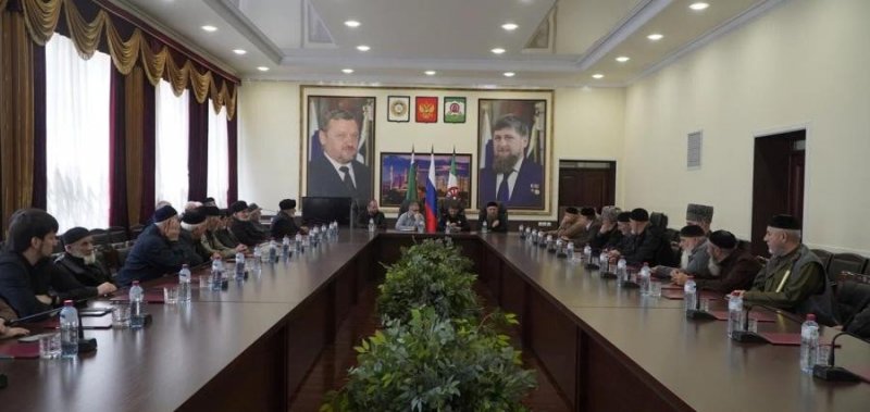 ЧЕЧНЯ. В Гудермесе обсудили укрепление межнационального единства и борьбу с фейками