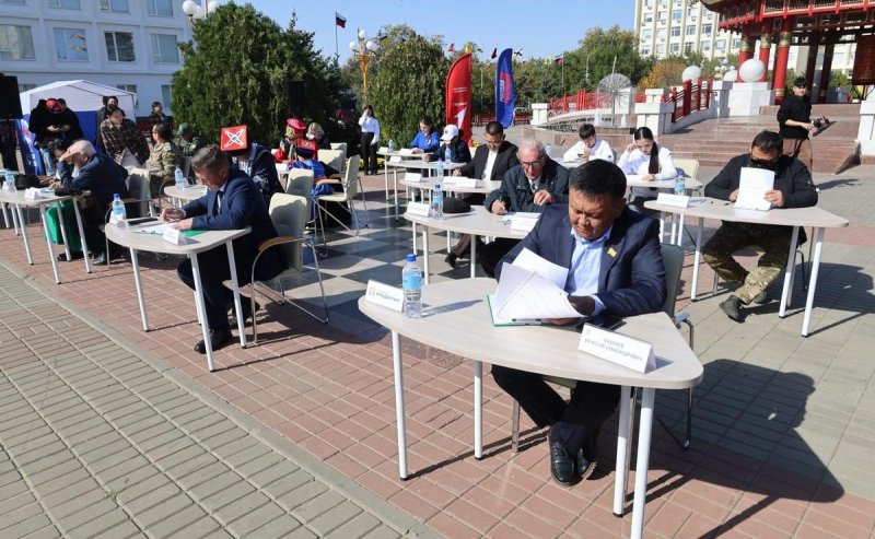 КАЛМЫКИЯ. Более двух тысяч калмыков проверили знания на Всероссийском агродиктанте