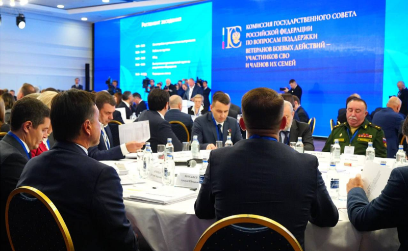 КЧР. Глава Рашид Темрезов на заседании комиссии Госсовета рассказал о поддержке участников СВО в Карачаево-Черкессии