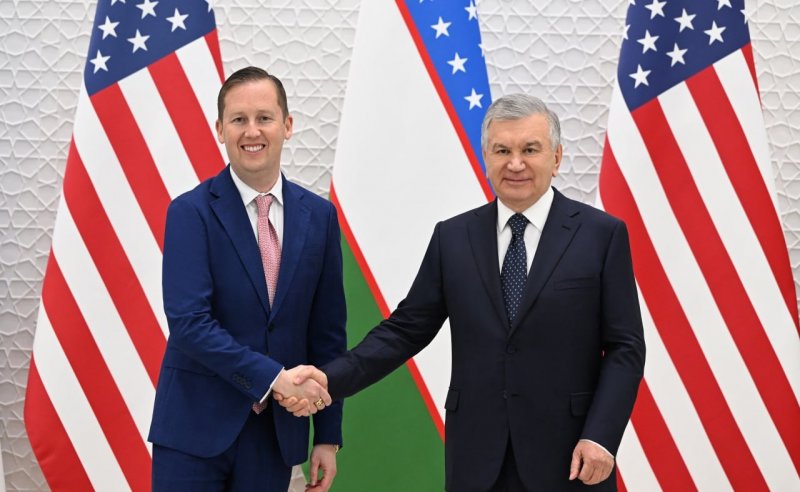 Президент Узбекистана принял делегацию США