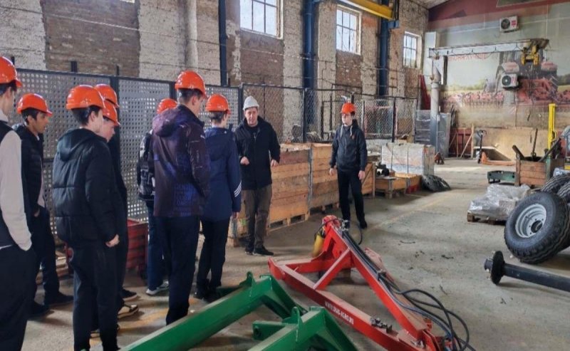 АДЫГЕЯ. Для школьников Адыгеи провели первые с начала учебного года профориентационные экскурсии