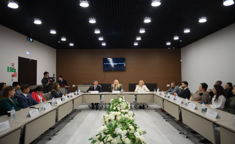 АДЫГЕЯ. Мурат Кумпилов: Замминистра культуры РФ Жанна Алексеева положительно оценила реализацию программы «Земский работник культуры» в Адыгее