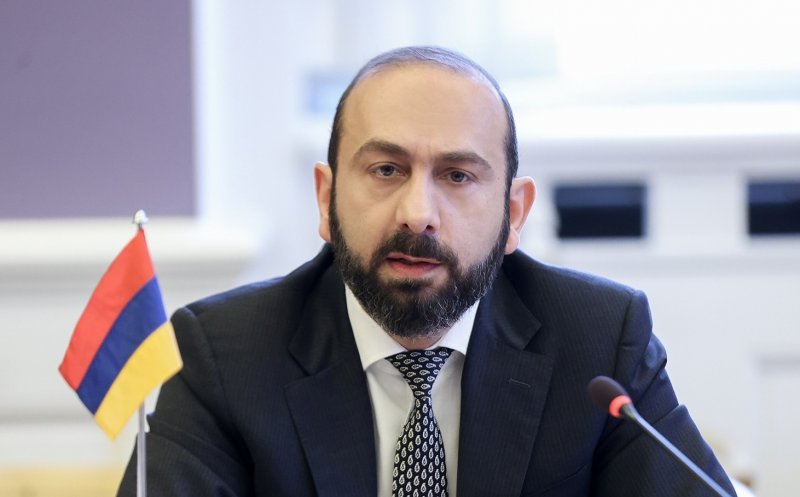 АРМЕНИЯ. Мирзоян отправляется в Тбилиси