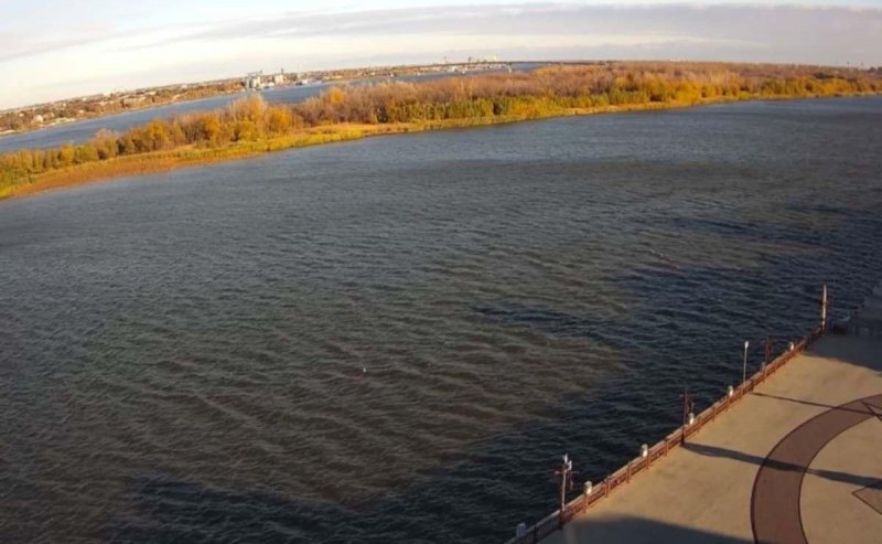 АСТРАХАНЬ. За чистотой акватории Волги в Астраханской области будут следить из космоса