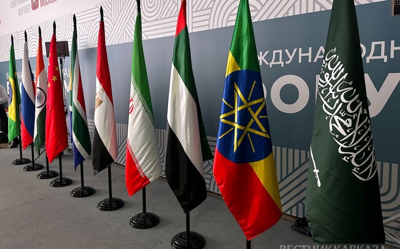 БРИКС имеет возможности для защиты платежей – Рябков