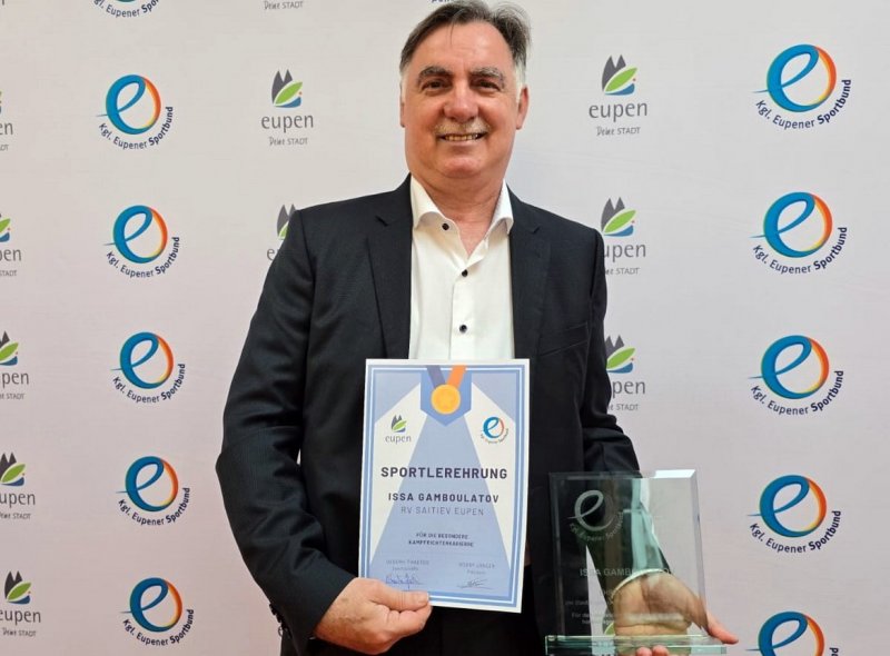 ЧЕЧНЯ. Чеченский борец Хусен Нургалиев стал лучшим в Европе среди юниоров