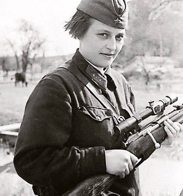 ЧЕЧНЯ. «Леди Смерть»: как Людмила Павличенко стала символом мужества и точного выстрела