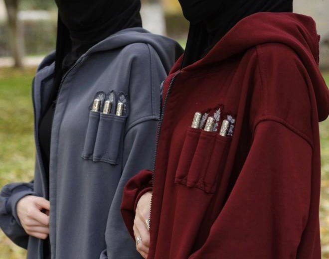 ЧЕЧНЯ. Минкульт Чечни запретил использовать мужские элементы в женской национальной одежде