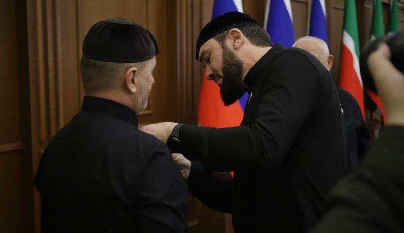 ЧЕЧНЯ.  Парламент Чеченской Республики отметил 20-летие со дня своего основания