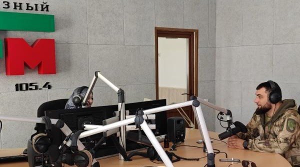 ЧЕЧНЯ. Военный журналист Росгвардии рассказал о профессии в эфире радио «Грозный»