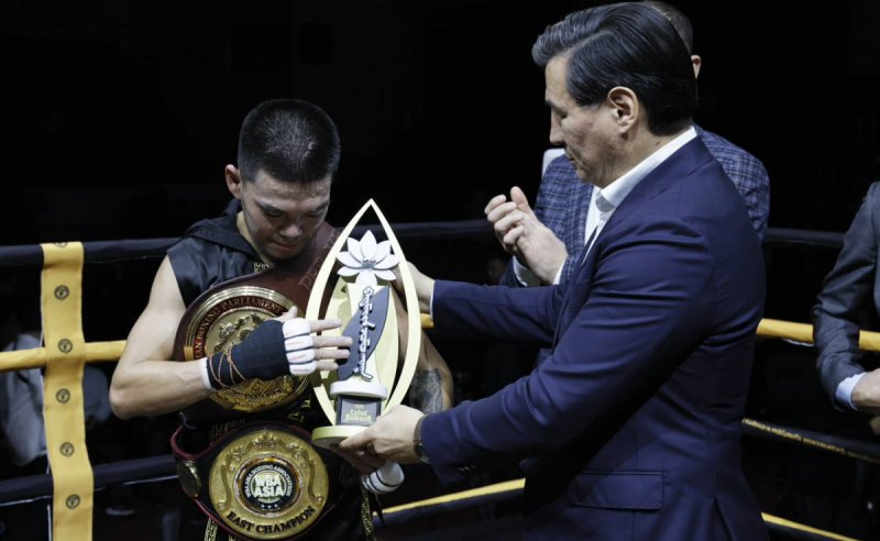 КАЛМЫКИЯ. Глава Калмыкии Бату Хасиков: В Элисте прошел традиционный турнир боевых искусств «Кубок Лотоса», приуроченный ко Дню народного единства