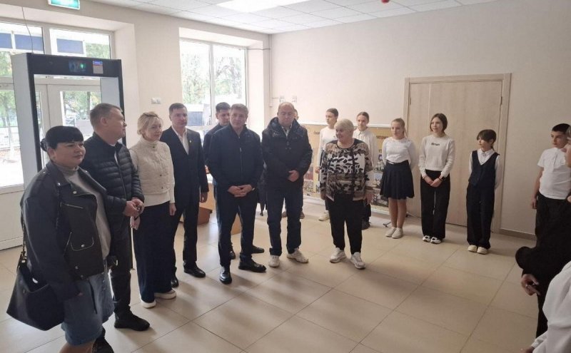 КРАСНОДАР. Кубанские парламентарии посетили образовательные учреждения Херсонской области