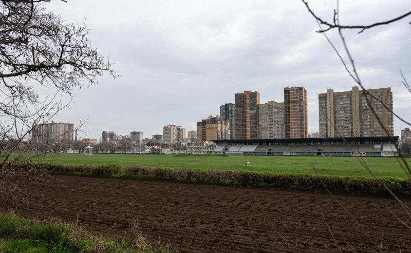 РОСТОВ. Ипподром в Ростове закрывают: новые планы и судьба конников