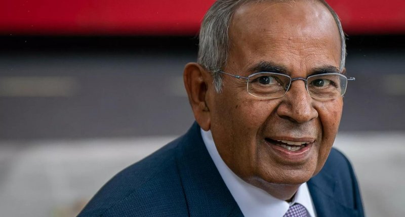 Умер самый богатый человек Великобритании