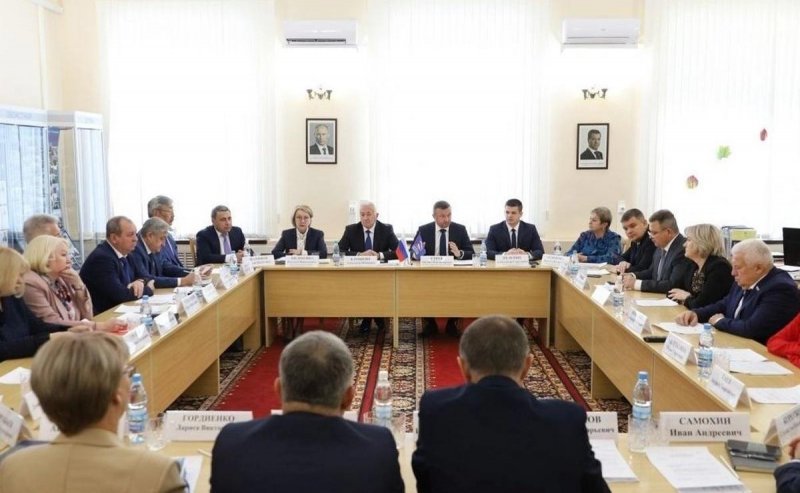 ВОЛГОГРАД. Волгоград лидирует в ЮФО по деревопосадкам и лесовосстановлению