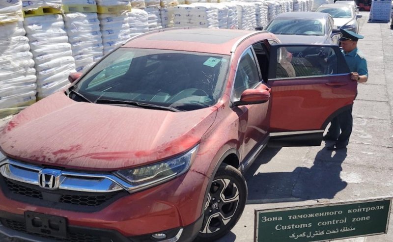 АСТРАХАНЬ. Астраханская таможня перечислила в госбюджет свыше 5 млрд рублей в текущем году