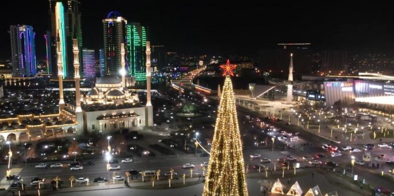 ЧЕЧНЯ. Чечня встречает Новый год: республика окутана волшебством и огнями