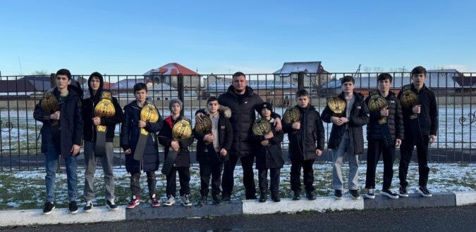 ЧЕЧНЯ. Воспитанники тренера Х. Ахмадова завоевали золото на республиканском турнире по ММА в Ачхой-Мартане