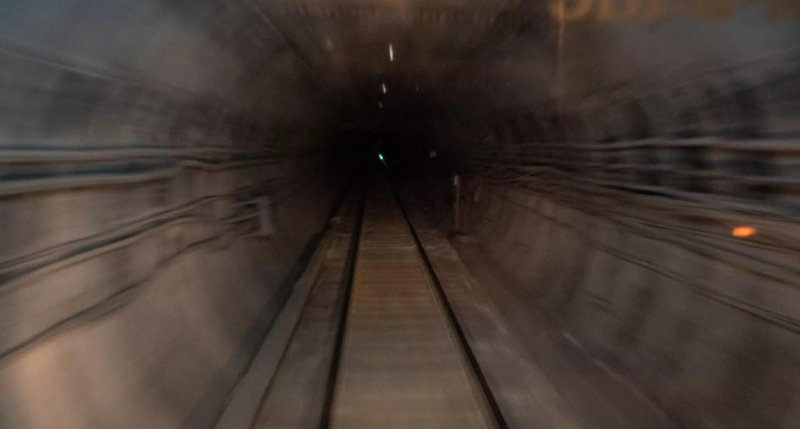 Самый длинный в мире тоннель на скоростной автостраде открылся в Китае