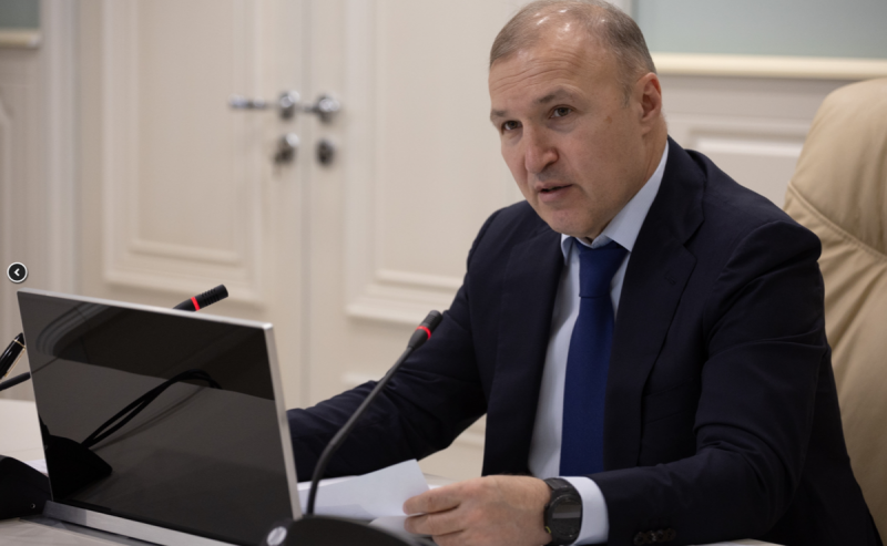 АДЫГЕЯ. Мурат Кумпилов сообщил о работе оперативного штаба по устранению последствий снегопада