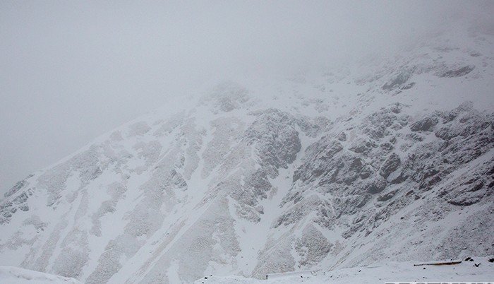 ГРУЗИЯ. Грузинские лавины заблокировали "Верхний Ларс"