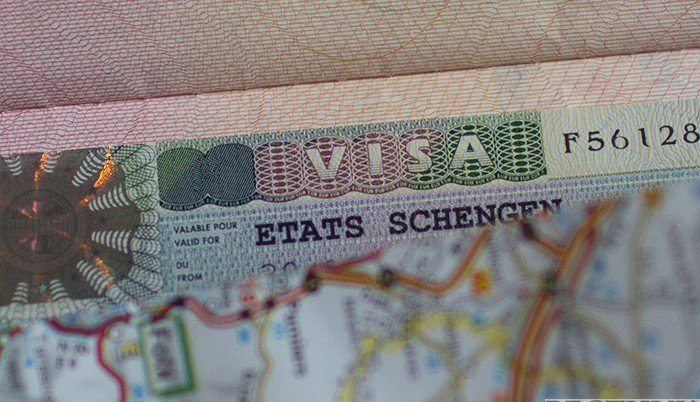 ГРУЗИЯ. Отменой безвиза для граждан с диппаспортами ЕК пытается давить на Тбилиси – депутат