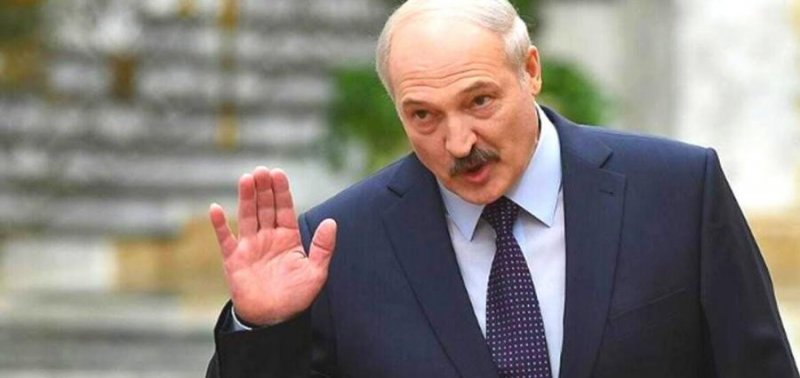 Лукашенко: Россия могла бы ударить по резиденциям Зеленского, но Путин отказался от таких планов