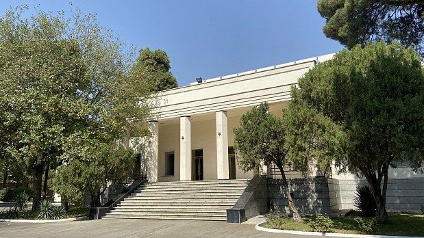 Россиянам посоветовали избегать протестных скоплений в Иране