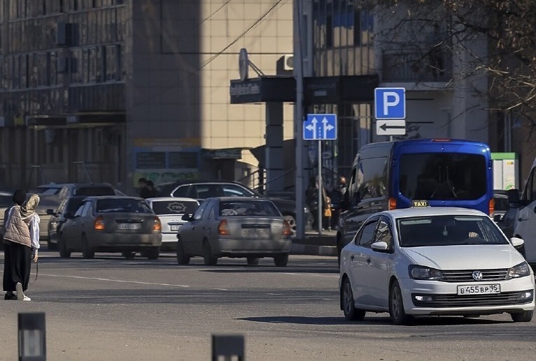 ЧЕЧНЯ. Водители такси стали самыми высокооплачиваемыми новичками в Чечне