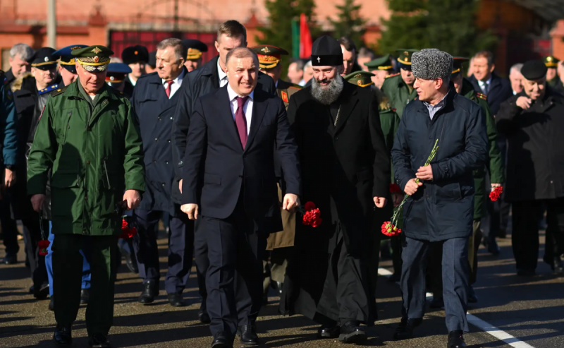 АДЫГЕЯ. Мурат Кумпилов принял участие в мероприятиях, посвященных 83-й годовщине освобождения Адыгеи от немецко-фашистских захватчиков